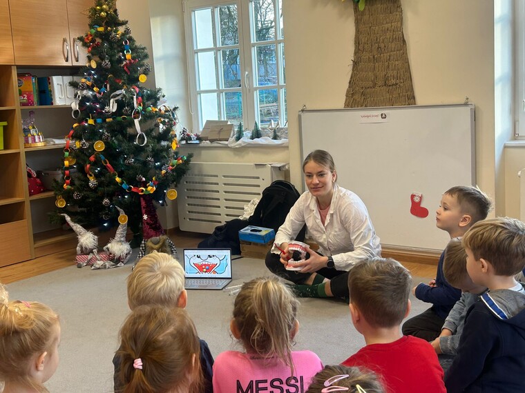 Zdrowe ząbki – spotkanie ze stomatologiem