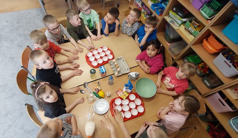 Przedświąteczne eksperymenty Biedronek