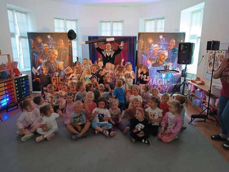 Magiczne spotkanie z iluzjonistą